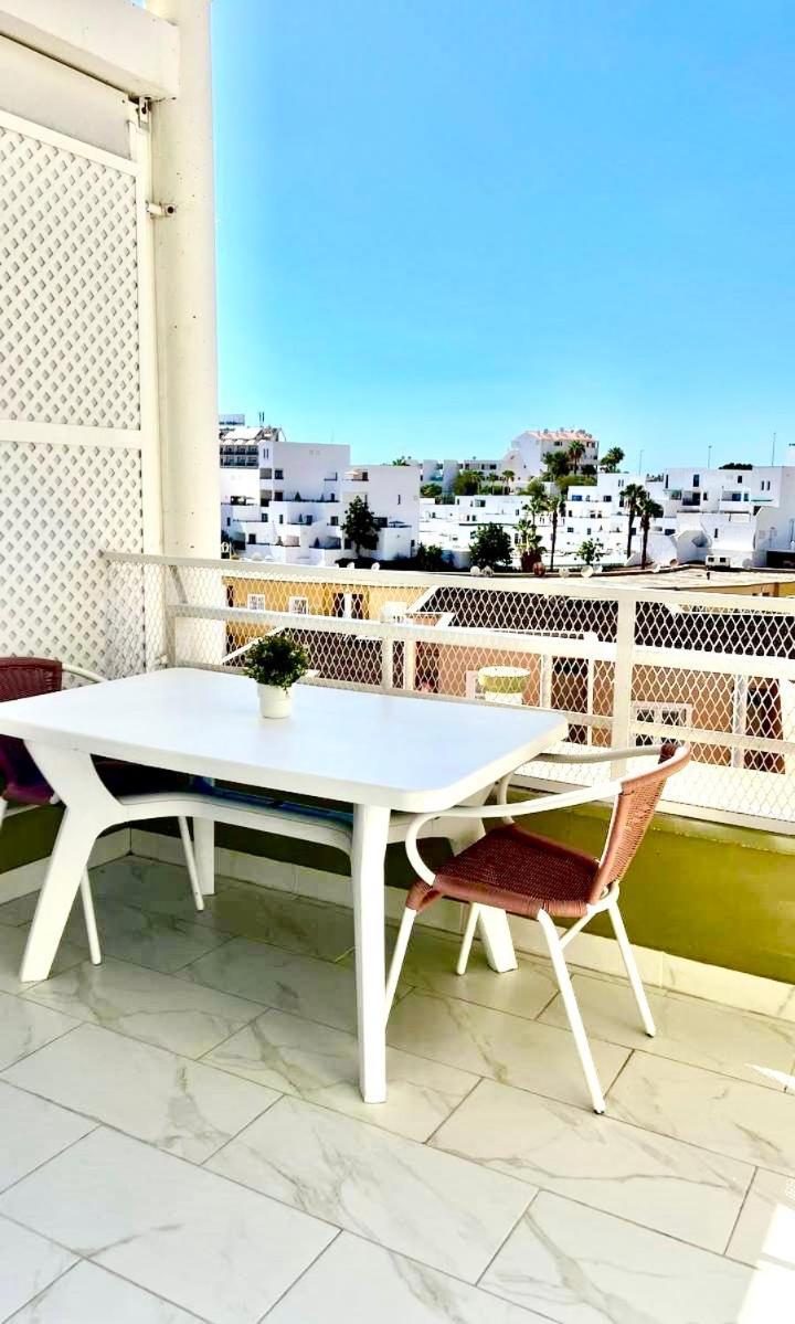 Ocean View Apartment In Orlando Costa Adeje  ภายนอก รูปภาพ